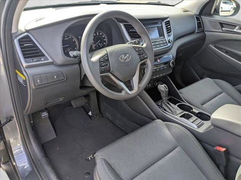 Used 2017 Hyundai Tucson SE image 10