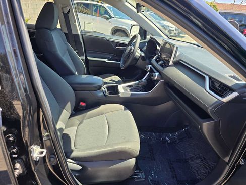 Used 2024 Toyota RAV4 XLE FWD image 11
