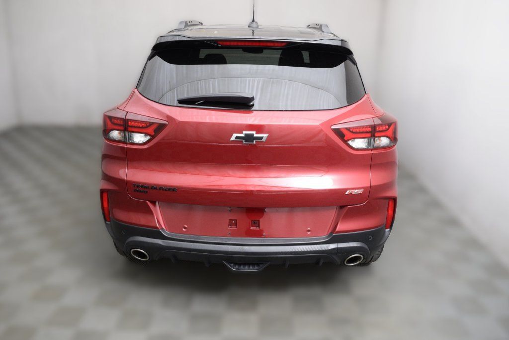 Used 2021 Chevrolet TrailBlazer RS w/ Sun and Liftgate Package AWD/4WD image 6