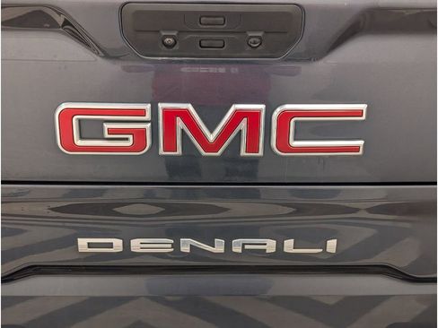 Used 2022 GMC Sierra 1500 Denali w/ Denali Premium Package AWD/4WD image 4