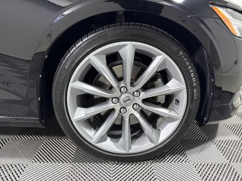 Used 2020 Volvo S60 T5 Momentum w/ Protection Package FWD image 11