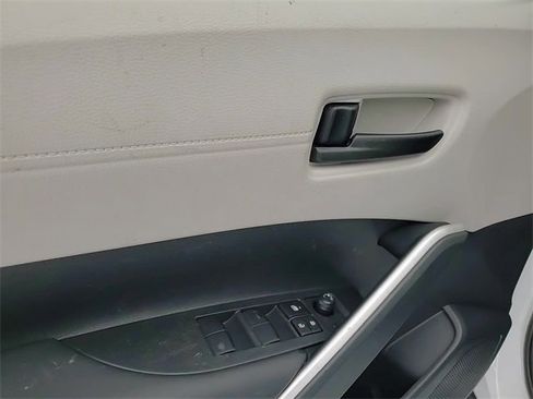 New 2026 Toyota Corolla Cross L image 10