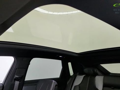 Used 2024 Cadillac Lyriq Tech RWD image 71