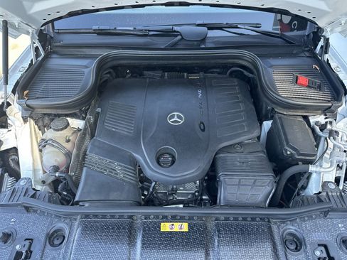 Used 2023 Mercedes-Benz GLS 450 4MATIC image 43