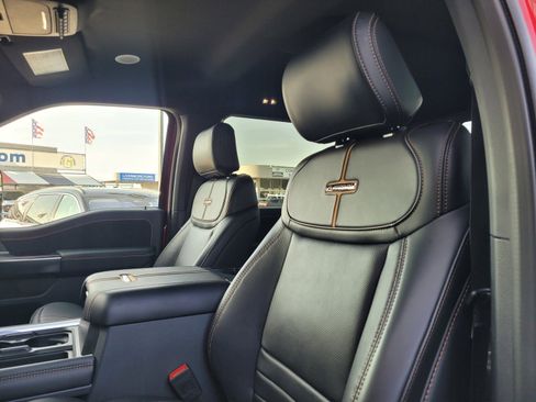 Used 2024 Ford F250 Platinum image 22