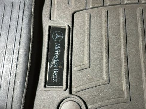 Used 2014 Mercedes-Benz GL 450 4MATIC image 49
