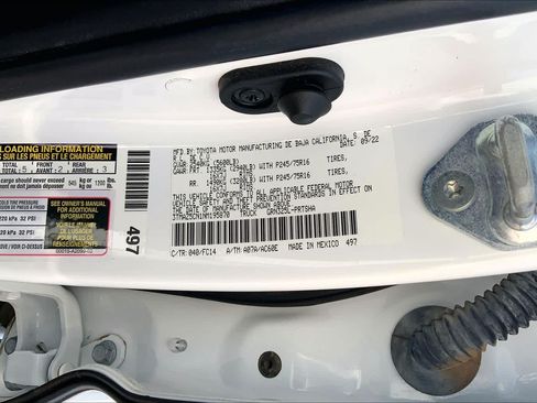 Used 2022 Toyota Tacoma SR5 RWD image 37