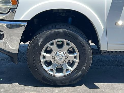 Used 2022 RAM 2500 Laramie AWD/4WD image 7