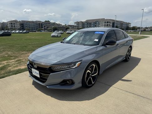 Certified 2022 Honda Accord Sport image 4
