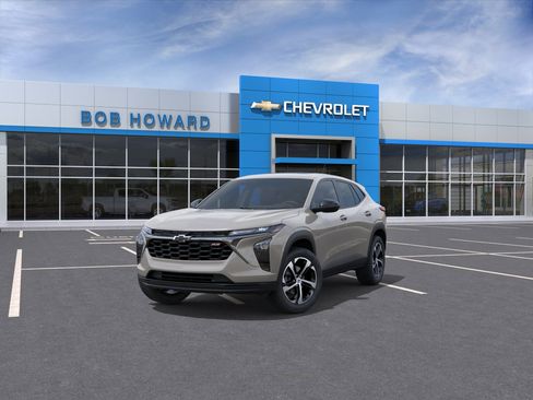New 2026 Chevrolet Trax RS w/ Sunroof Package FWD image 32
