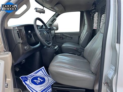 Used 2022 Chevrolet Express 2500 Work Van image 9