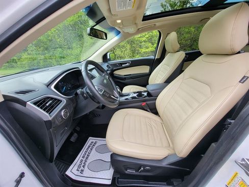 Used 2016 Ford Edge SEL w/ Equipment Group 201A AWD/4WD image 18