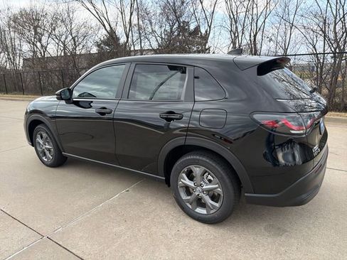 New 2026 Honda HR-V LX image 3