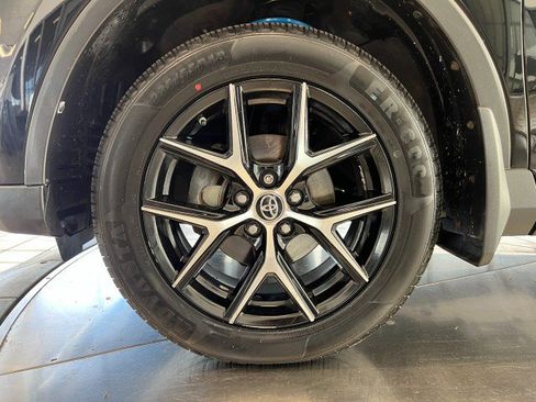 Used 2017 Toyota RAV4 SE w/ Power Special Value Package AWD/4WD image 26