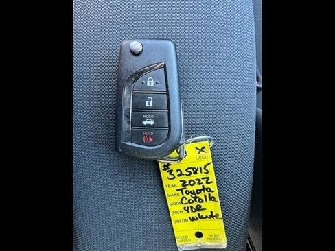 Used 2022 Toyota Corolla LE FWD image 36