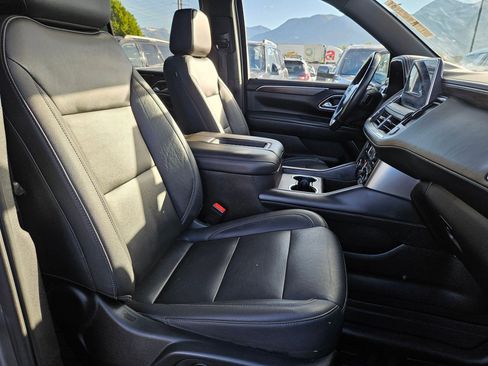 Used 2021 Chevrolet Tahoe Z71 w/ Luxury Package AWD/4WD image 34