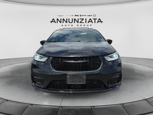 Used 2021 Chrysler Pacifica Touring-L w/ Premium & Safety Sphere Group AWD/4WD image 8