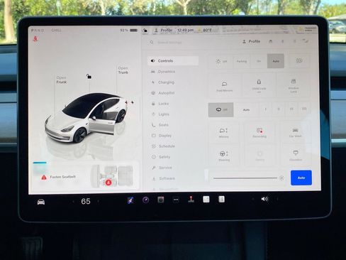 Used 2023 Tesla Model 3 Standard Range image 28