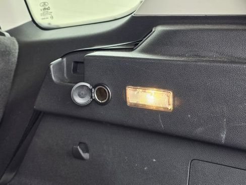 Used 2019 Ford Escape SE FWD image 28