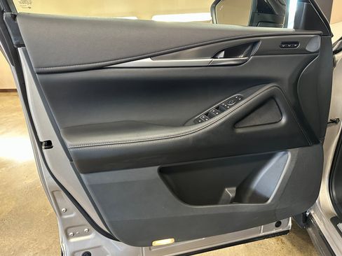 Used 2025 INFINITI QX60 Luxe image 17