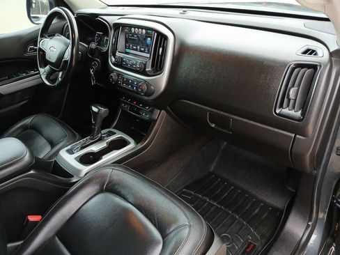 Certified 2017 Chevrolet Colorado LT w/ Luxury Package, Chrome image 30