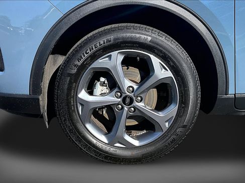 Used 2025 Ford Escape ST-Line Select AWD/4WD image 8