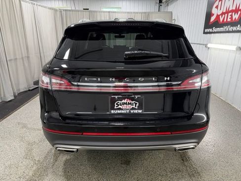 Used 2023 Lincoln Nautilus AWD w/ Premium Package image 5