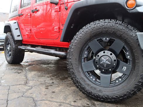 Used 2014 Jeep Wrangler Unlimited Sport w/ Quick Order Package 24S AWD/4WD image 5