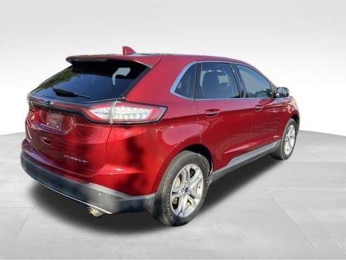 Used 2017 Ford Edge Titanium w/ Equipment Group 301A FWD image 5