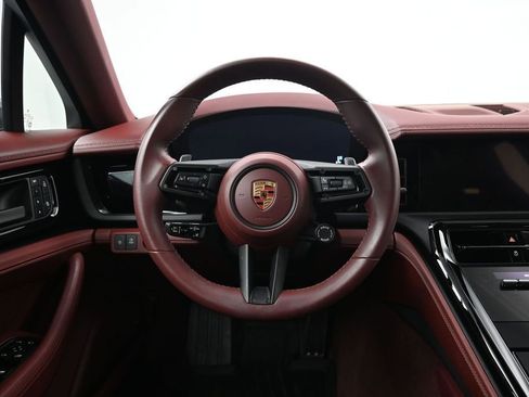 Certified 2025 Porsche Panamera 4 AWD/4WD image 12