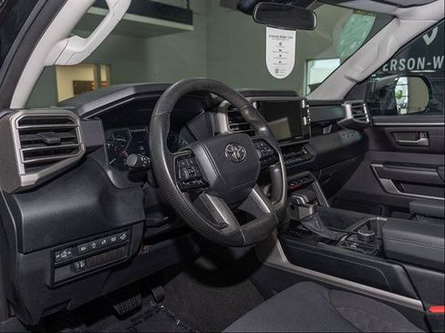 Used 2023 Toyota Tundra SR5 w/ SR5 Convenience Package AWD/4WD image 11
