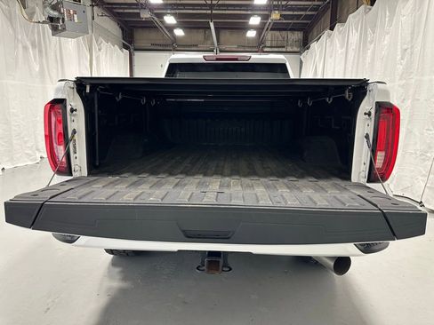 Used 2022 GMC Sierra 2500 AT4 image 48