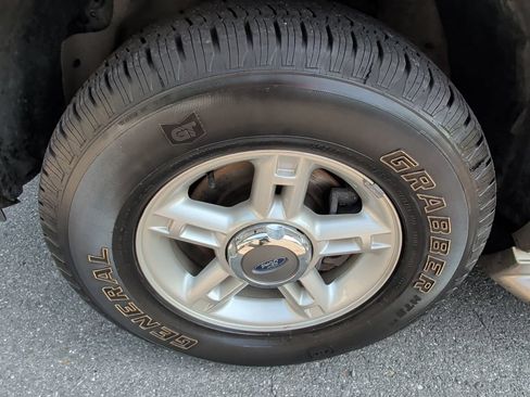 Used 2002 Ford Explorer Eddie Bauer AWD/4WD image 9
