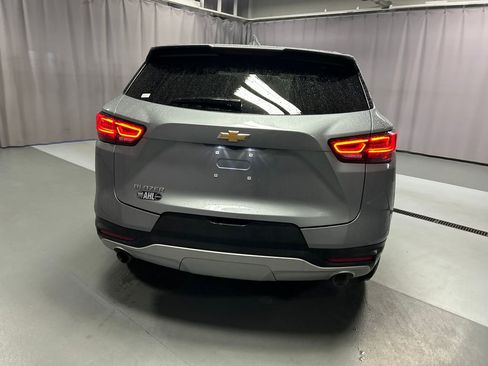 Used 2025 Chevrolet Blazer LT FWD image 6