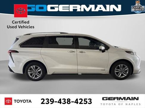 Certified 2021 Toyota Sienna Limited FWD image 9
