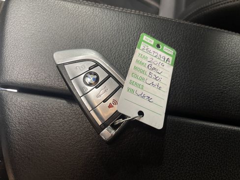 Used 2019 BMW 530i xDrive w/ Convenience Package image 26