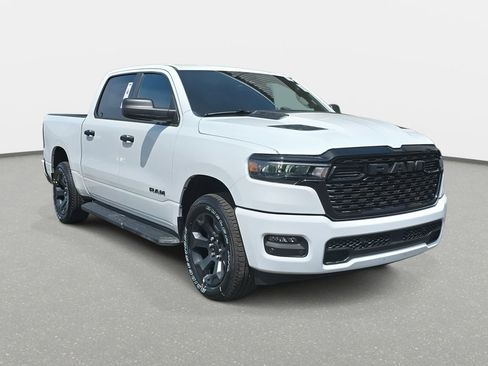 New 2026 RAM 1500 Express AWD/4WD image 3