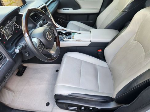 Used 2017 Lexus RX 350 FWD w/ Premium Package image 12