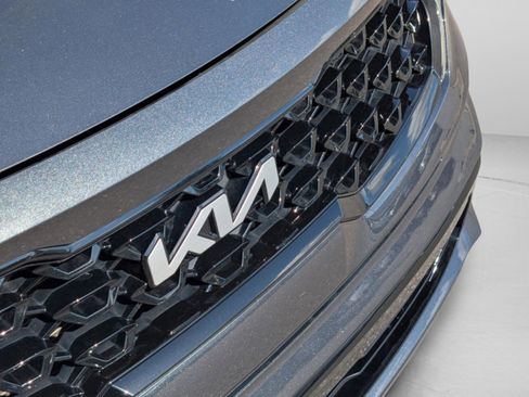 Certified 2023 Kia Sorento SX image 25