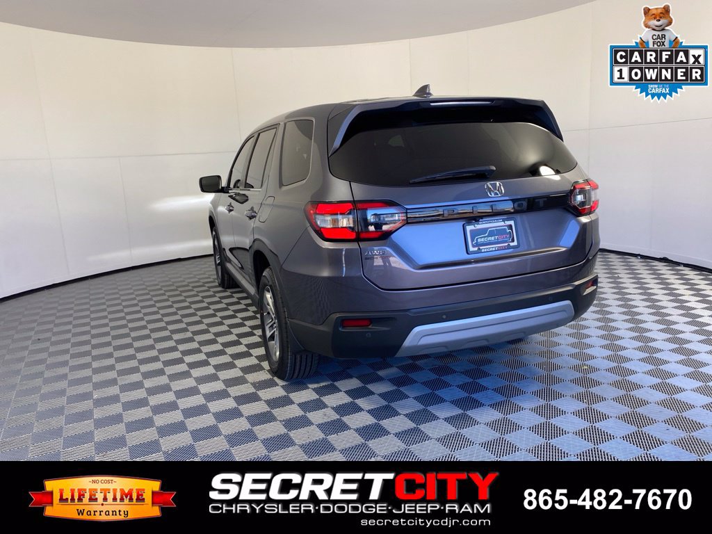Used 2025 Honda Pilot EX-L image 5