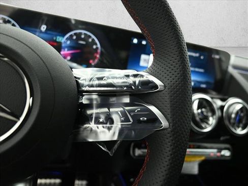 Certified 2026 Mercedes-Benz GLA 250 4MATIC image 16