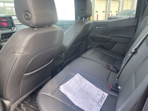 Used 2024 GMC Canyon Elevation w/ Elevation Premium Package image 13