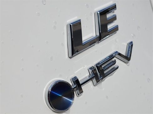 New 2025 Toyota RAV4 LE image 7