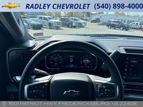 Certified 2026 Chevrolet Silverado 1500 RST AWD/4WD image 6