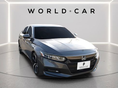 Used 2018 Honda Accord Sport image 1