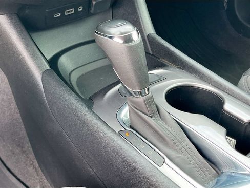 Used 2020 Chevrolet Malibu LS FWD image 16