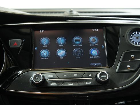 Used 2019 Buick Envision Essence image 38