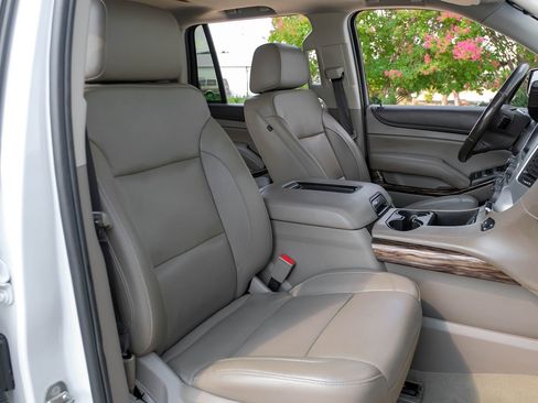 Used 2018 GMC Yukon SLT w/ Open Road Package image 32