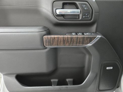 Used 2022 GMC Sierra 2500 Denali AWD/4WD image 23