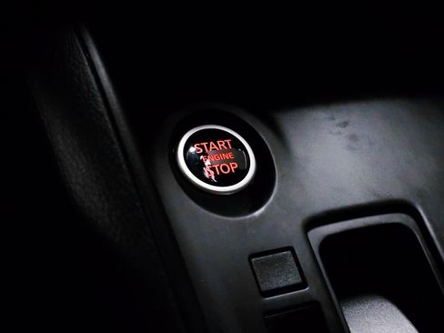 Used 2025 Nissan Kicks Play S image 29